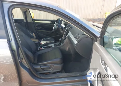 2013 Volkswagen Passat 2.5L Se from USA, damaged, VIN 1VWBP7A31DC136760